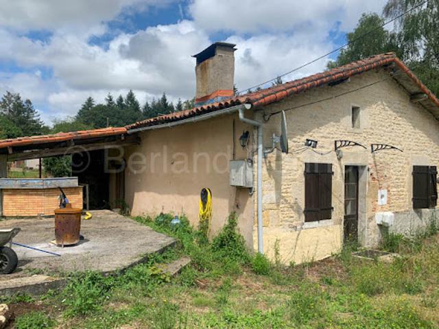 Vente Maison 4 pièces 83 m2 Sauzé Vaussais