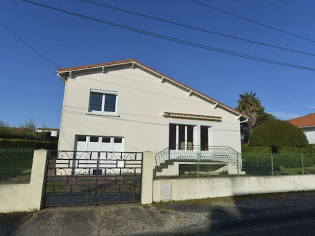 Vente Maison 4 pièces 84.7 m2 Royan