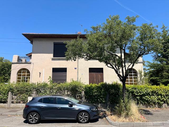 Vente Maison 4 pièces 85 m2 Vaulx en Velin