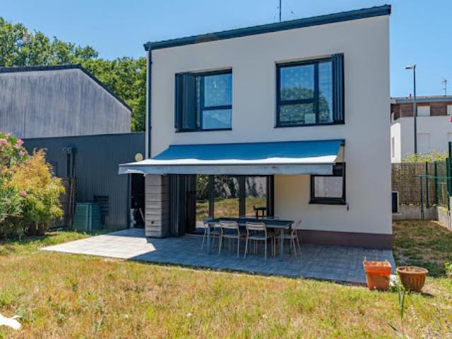 Vente Maison 4 pièces 87 m2 Ambares et lagrave