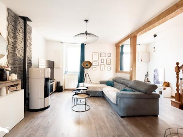 Vente Maison 4 pièces 87 m2 Lampaul Guimiliau
