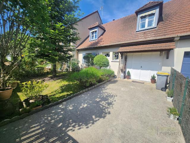 Vente Maison 4 pièces 88 m2 Moussy le Neuf