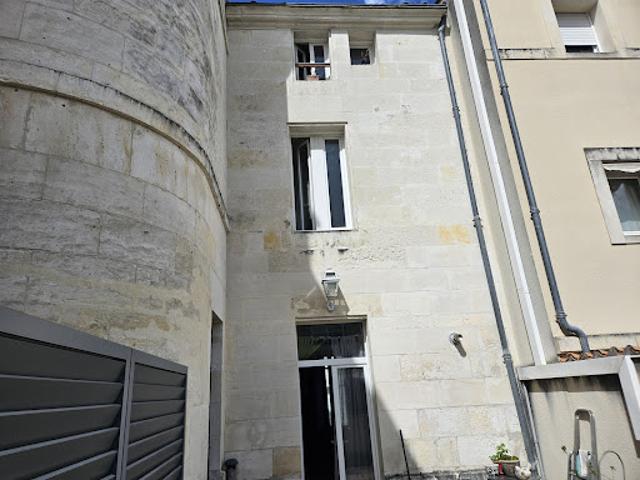 Vente Maison 4 pièces 88 m2 Saintes