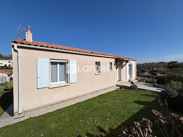 Vente Maison 4 pièces 88 m2 Saintes