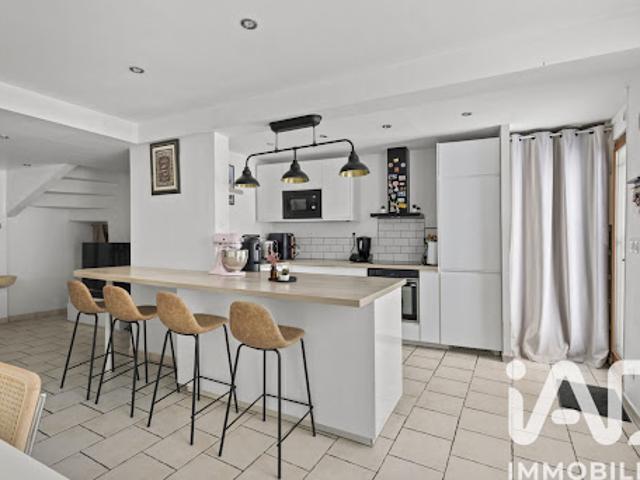 Vente Maison 4 pièces 88 m2 Rousset