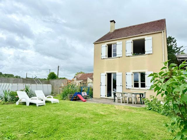 Vente Maison 4 pièces 89 m2 Jouy le Châtel