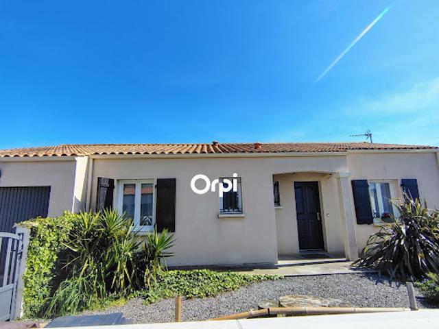 Vente Maison 4 pièces 90 m2 Saint Just Luzac