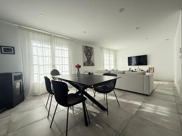 Vente Maison 4 pièces 90 m2 Savigny le Temple