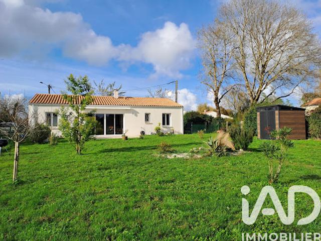 Vente Maison 4 pièces 90 m2 Saint Just Luzac