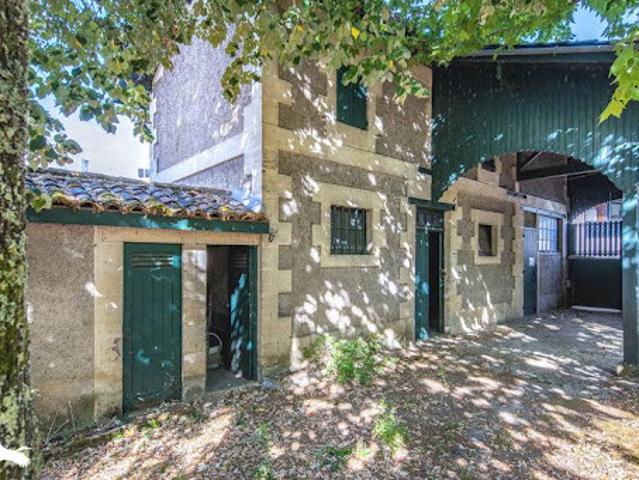 Vente Maison 4 pièces 90 m2 Saint Médard en Jalles