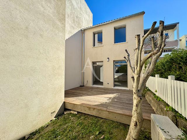 Vente Maison 4 pièces 92.03 m2 Nimes