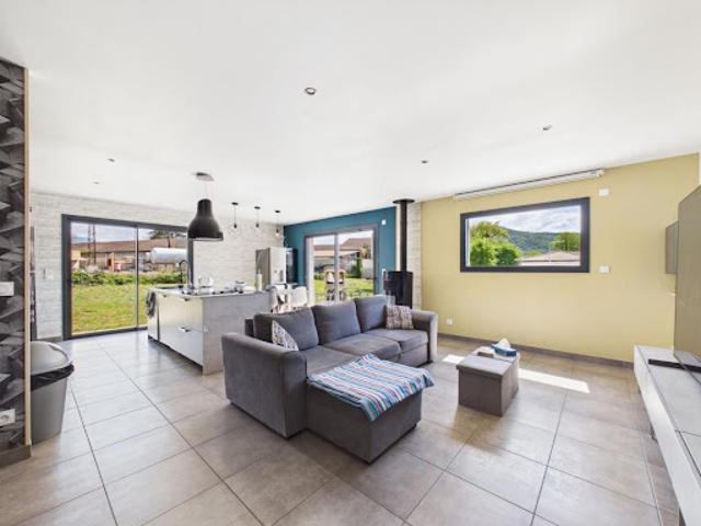 Vente Maison 4 pièces 92 m2 Saint Hilaire du Rosier
