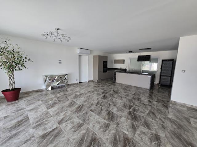 Vente Maison 4 pièces 93.86 m2 Hauterive