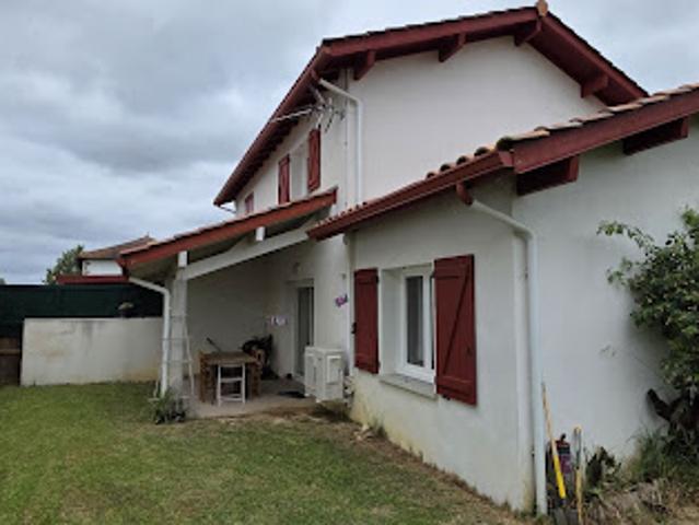 Vente Maison 4 pièces 93 m2 Arraute Charritte