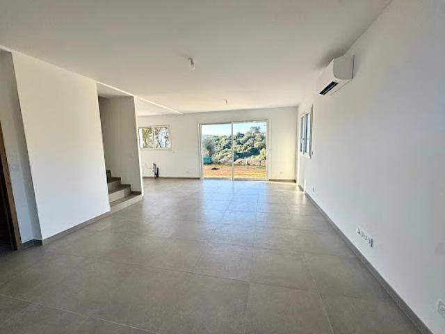 Vente Maison 4 pièces 93 m2 Bastelicaccia