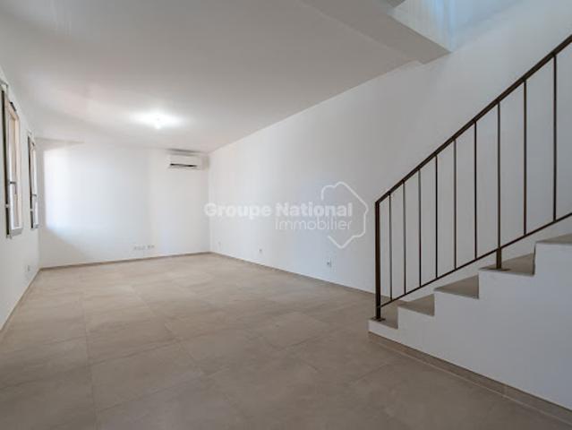 Vente Maison 4 pièces 93 m2 Nimes