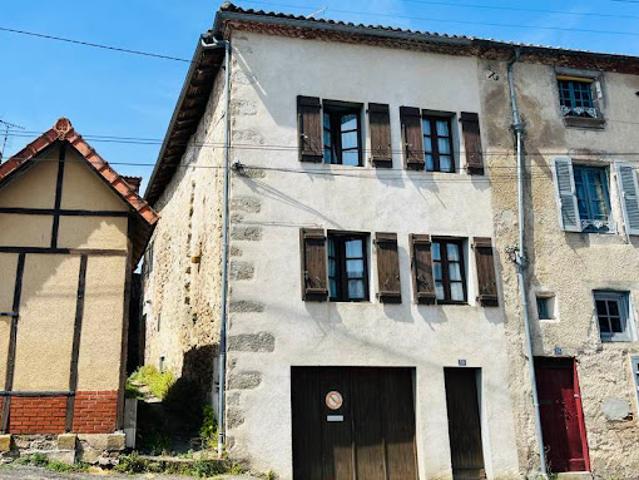Vente Maison 4 pièces 94 m2 Confolens