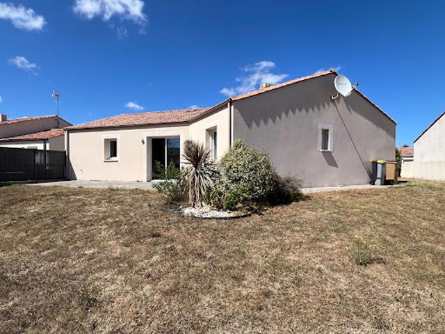 Vente Maison 4 pièces 94 m2 Saint Hilaire la Forêt