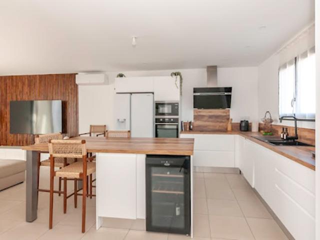 Vente Maison 4 pièces 94 m2 Pomérols