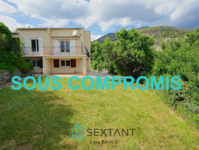 Vente Maison 4 pièces 95 m2 Castellane