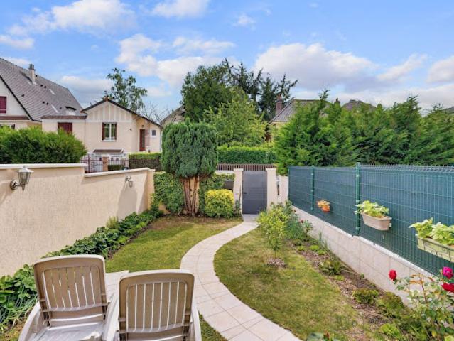 Vente Maison 4 pièces 95 m2 La Celle Saint Cloud