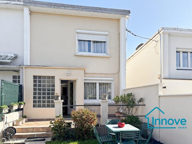 Vente Maison 4 pièces 95 m2 La Celle Saint Cloud