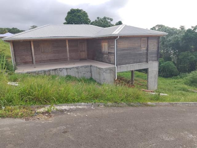 Vente Maison 4 pièces 95 m2 Petit bourg