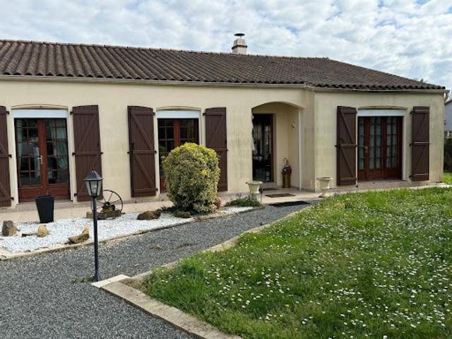 Vente Maison 4 pièces 96.67 m2 Coulonges sur l'Autize