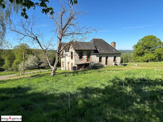 Vente Maison 4 pièces 96 m2 Saint Germain les Vergnes