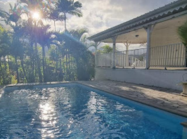 Vente Maison 4 pièces 96 m2 Riviere salee