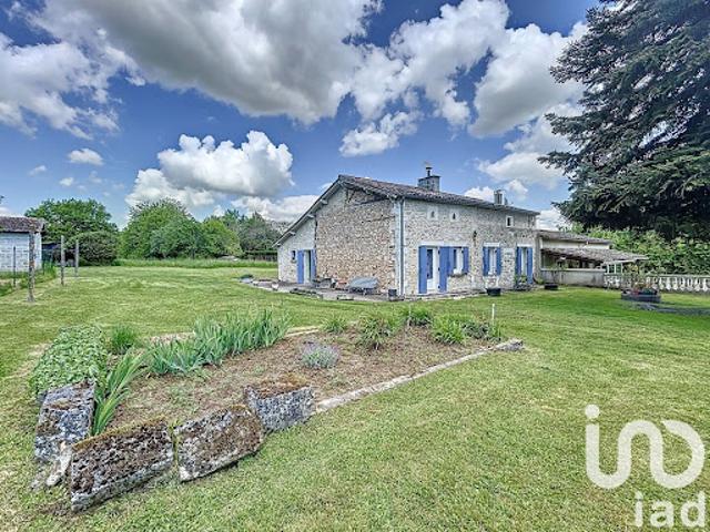 Vente Maison 4 pièces 96 m2 Villefranche de Lonchat