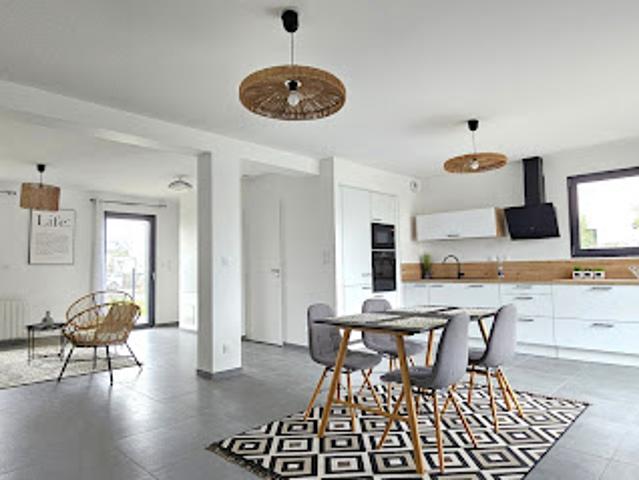 Vente Maison 4 pièces 97.28 m2 Sucé sur Erdre