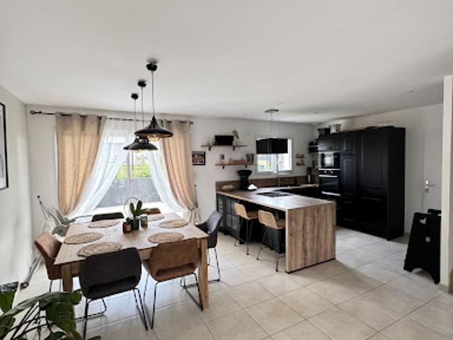 Vente Maison 4 pièces 97 m2 Brece