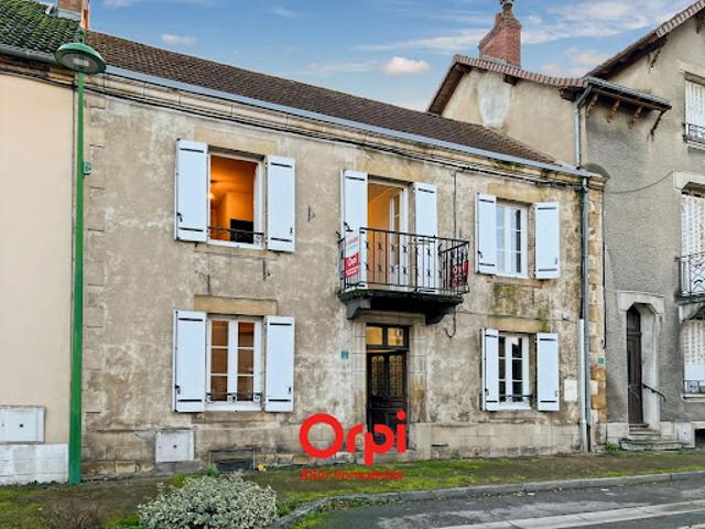 Vente Maison 4 pièces 97 m2 Montmarault