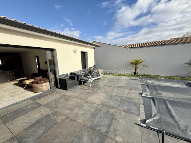 Vente Maison 4 pièces 97 m2 Médis