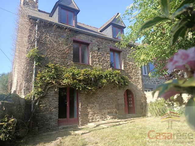 Vente Maison 4 pièces 97 m2 Saint Pierre de Plesguen