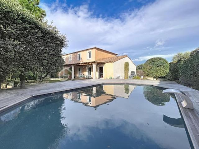 Vente Maison 4 pièces 98 m2 Nimes