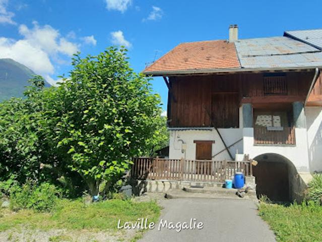 Vente Maison 4 pièces 99 m2 Cevins