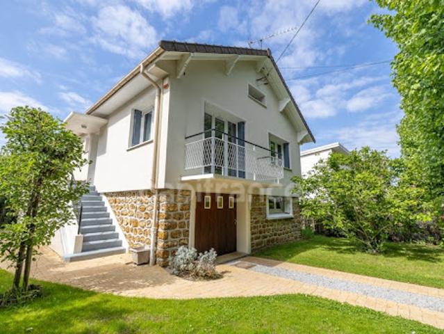 Vente Maison 4 pièces 99 m2 Sainte genevieve des bois
