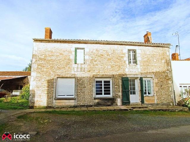 Vente maison 4 pièces Corpe 85