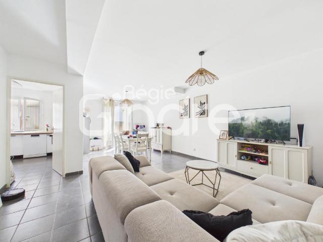 Vente Maison 4 pièces + cuisine 91 m² 305 000 €