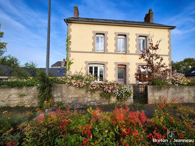Vente maison 4 pièces Ambrières les Vallées 53