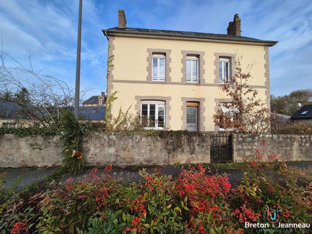 Vente maison 4 pièces Ambrières les Vallées 53