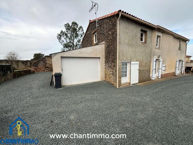 Vente maison 4 pièces Bazoges en Pareds 85