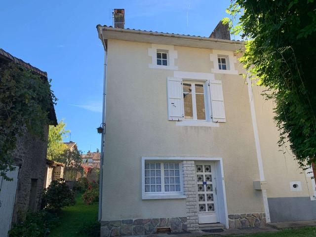 Vente maison 4 pièces Benest 16