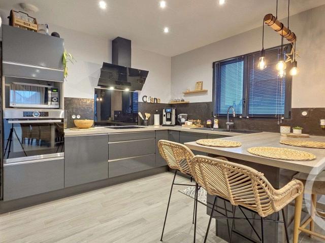 Vente maison 4 pièces Berric 56