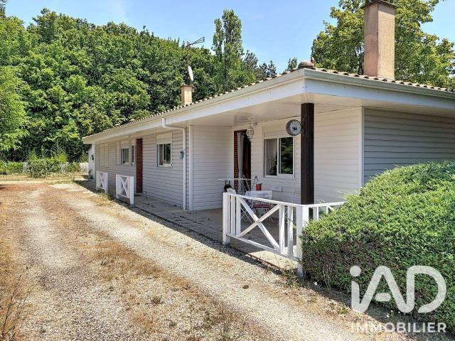 Vente maison 4 pièces Bussac Forêt 17