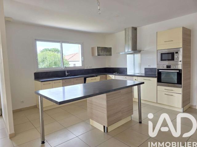 Vente maison 4 pièces Ginestas 11