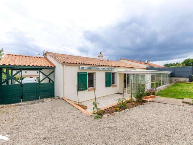 Vente maison 4 pièces Dompierre sur Yon 85