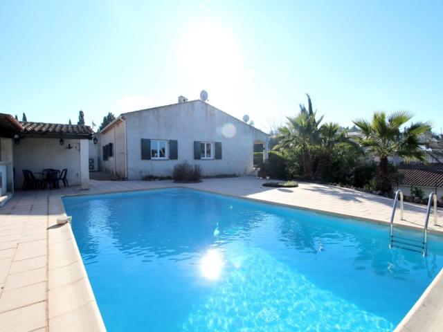 VENTE: maison 4 pièces de 130 m² à St Paul en Foret